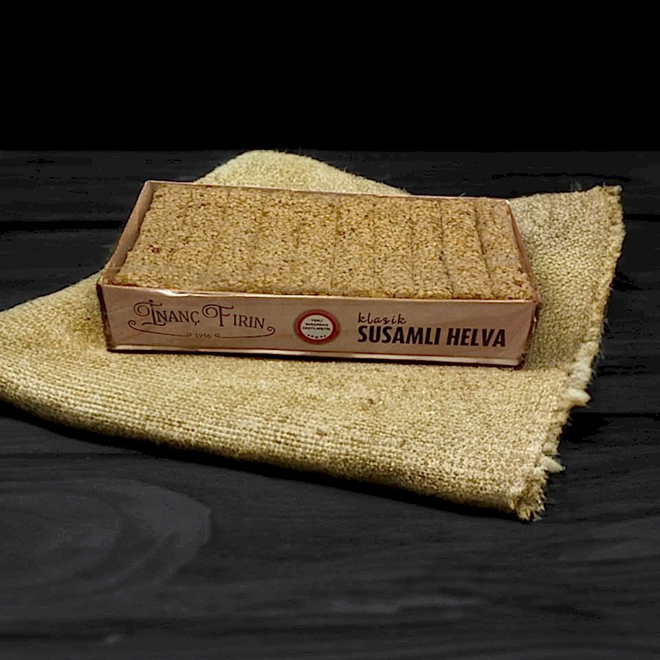 Susamlı Helva